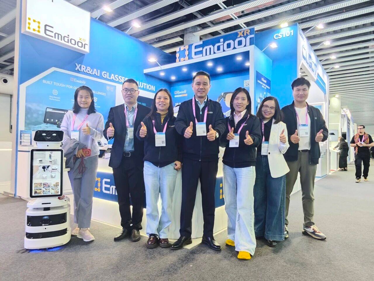 Intelligent Ecosystem Display Co-Building the Intelligent Ecosystem at Emdoor Booth