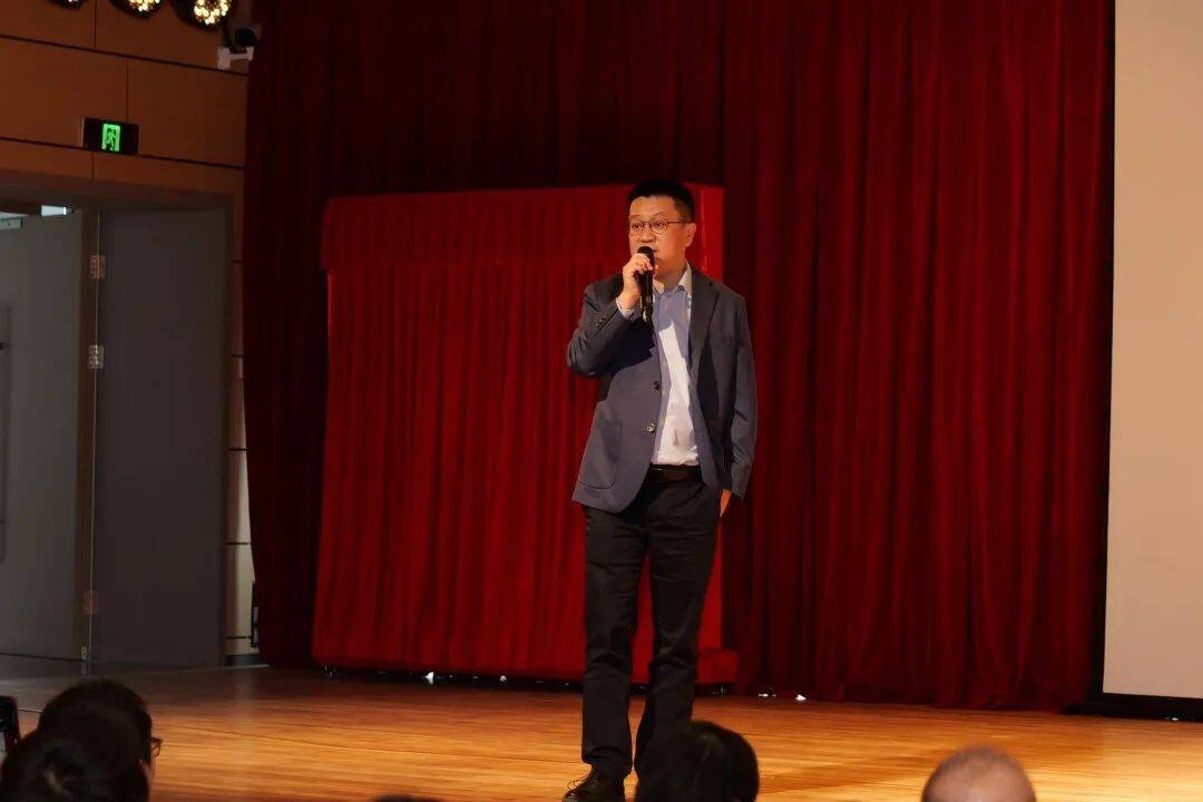 Chairman Zhang Zhiyu Chairman Zhang Zhiyu