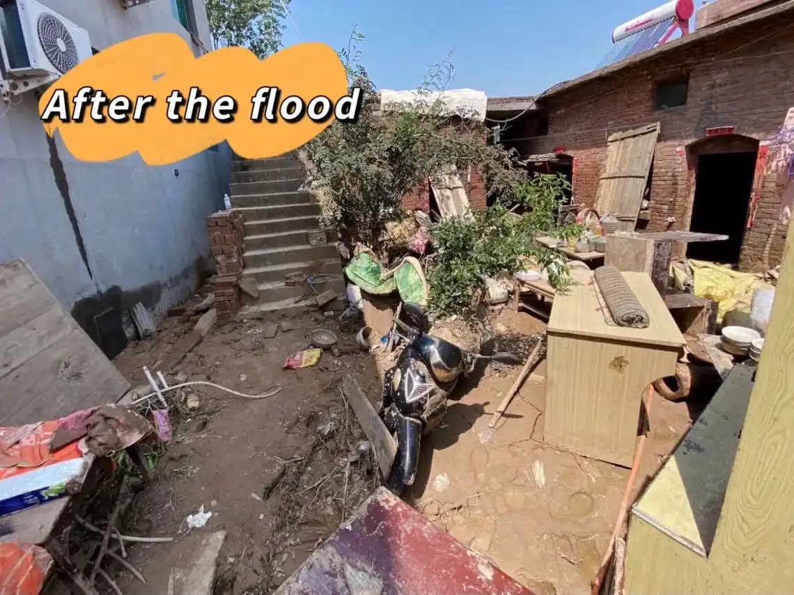 Emdoor group delivery living material to help Henan flood victims Emdoor group delivery living material to help Henan flood victims